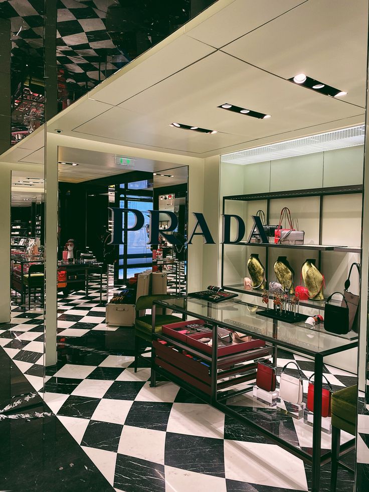 Prada Bae Kun Leaked